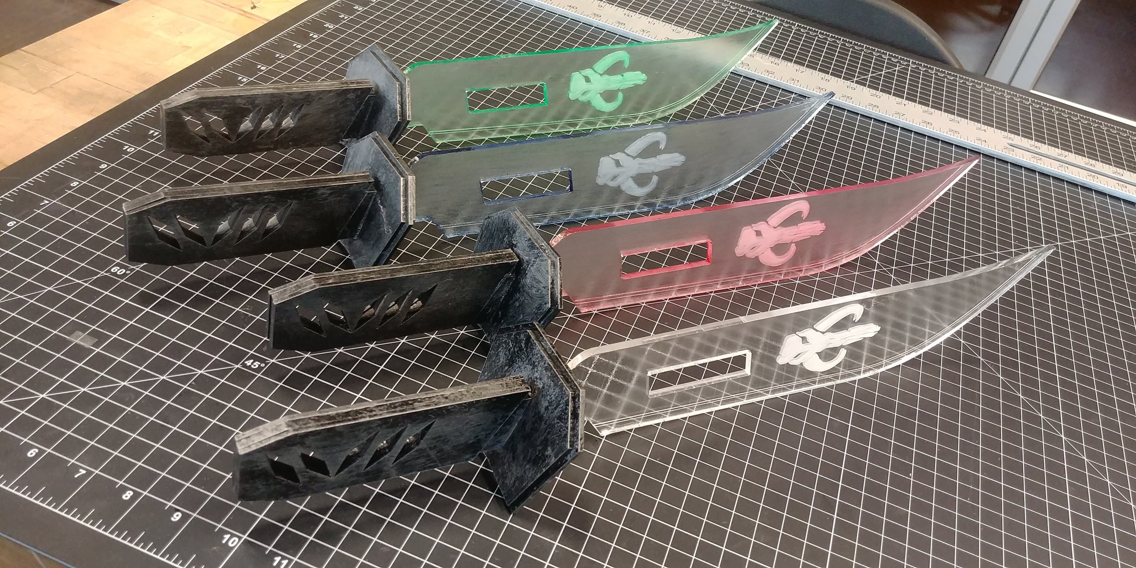 Mandalorian Vibro Blade (Custom WP Design)