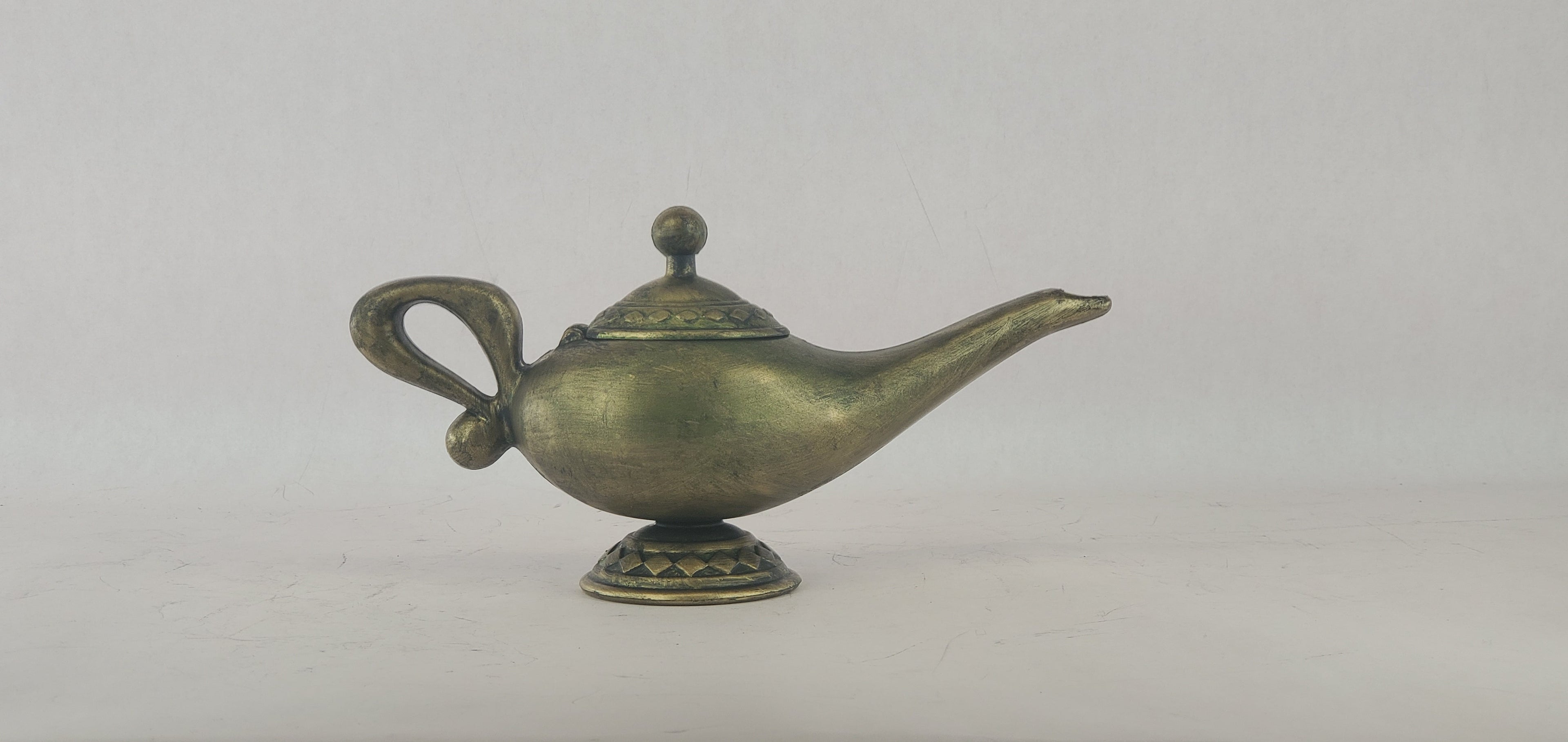 Aladdin Jafar Genie Lamp Costume Display Prop