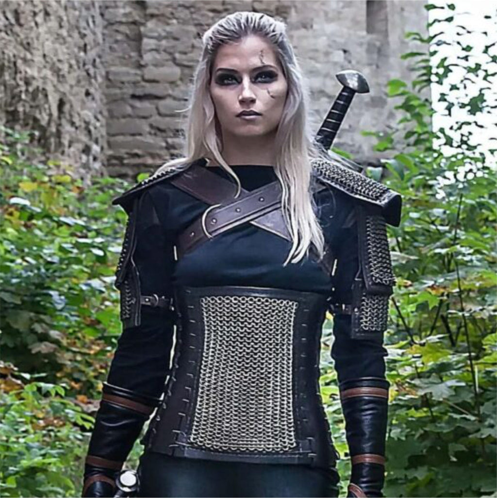 Kaer Mohen armor (Witcher women version)