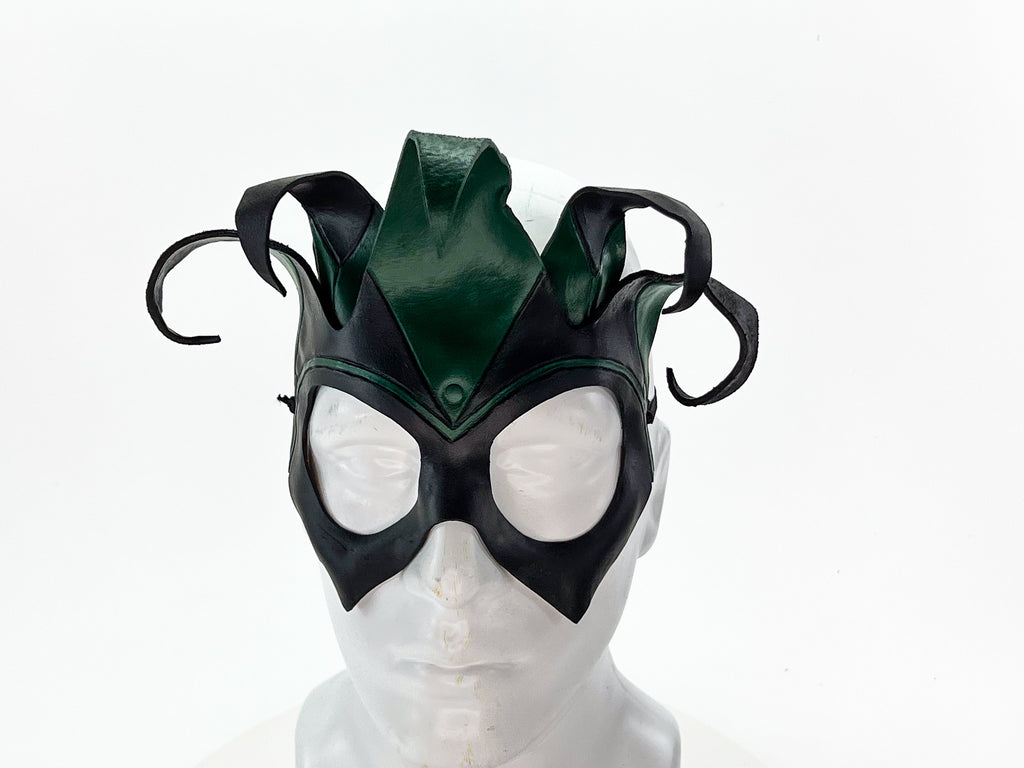 Handmade Genuine Leather Five Point Jester Mask in Green and Black No Bells