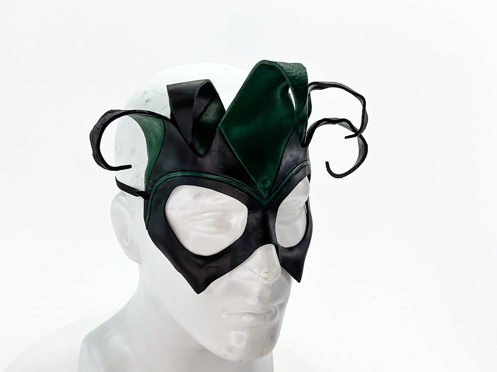 Handmade Genuine Leather Five Point Jester Mask in Green and Black No Bells
