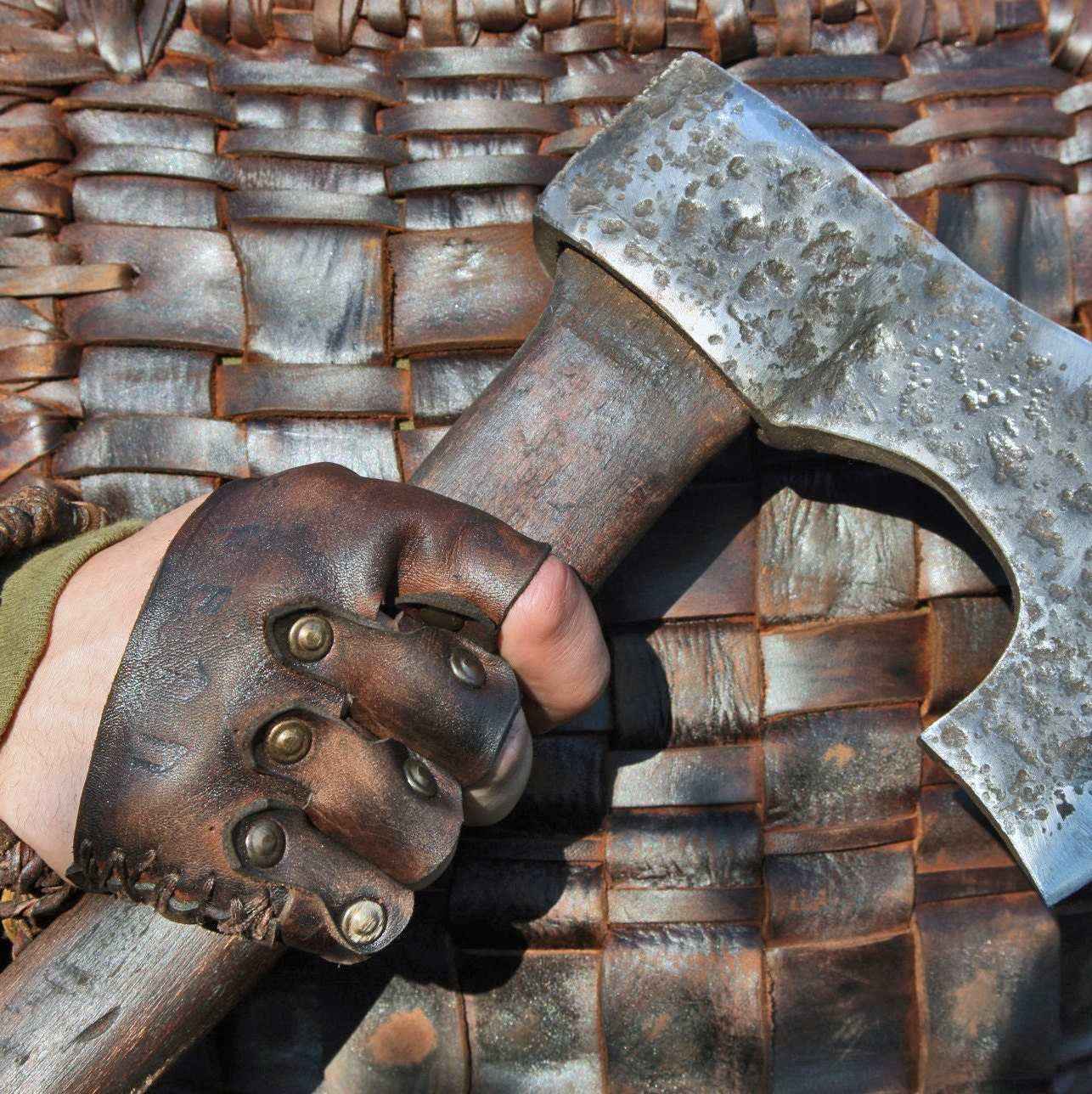 Floki battle leather glove