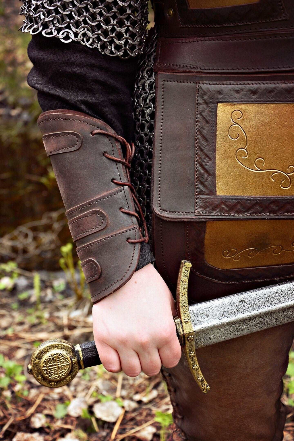 Eowyn armor set: cuirass+bracers (Lord of the Ring)