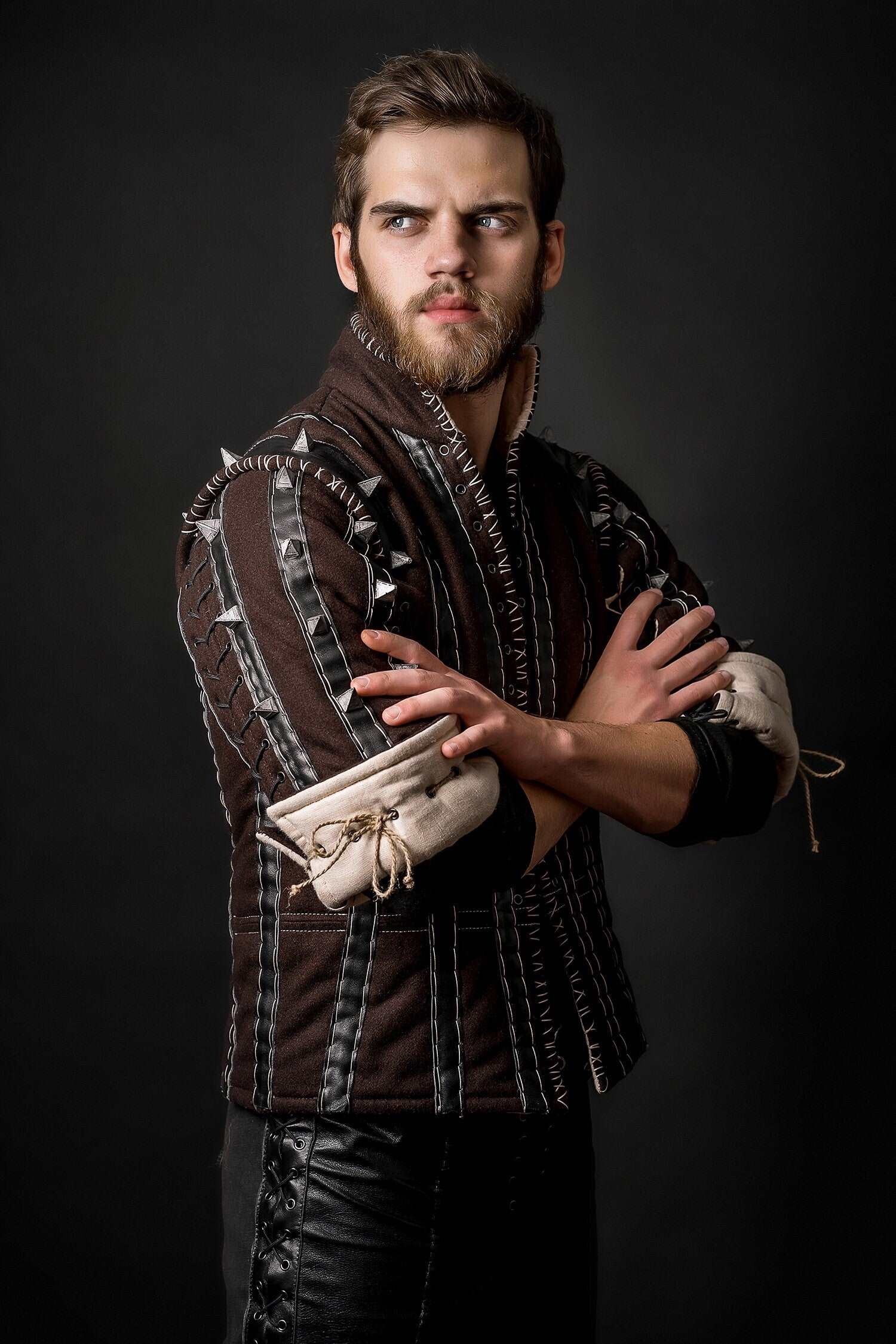 Eskel gambeson with thorns (Witcher 3)