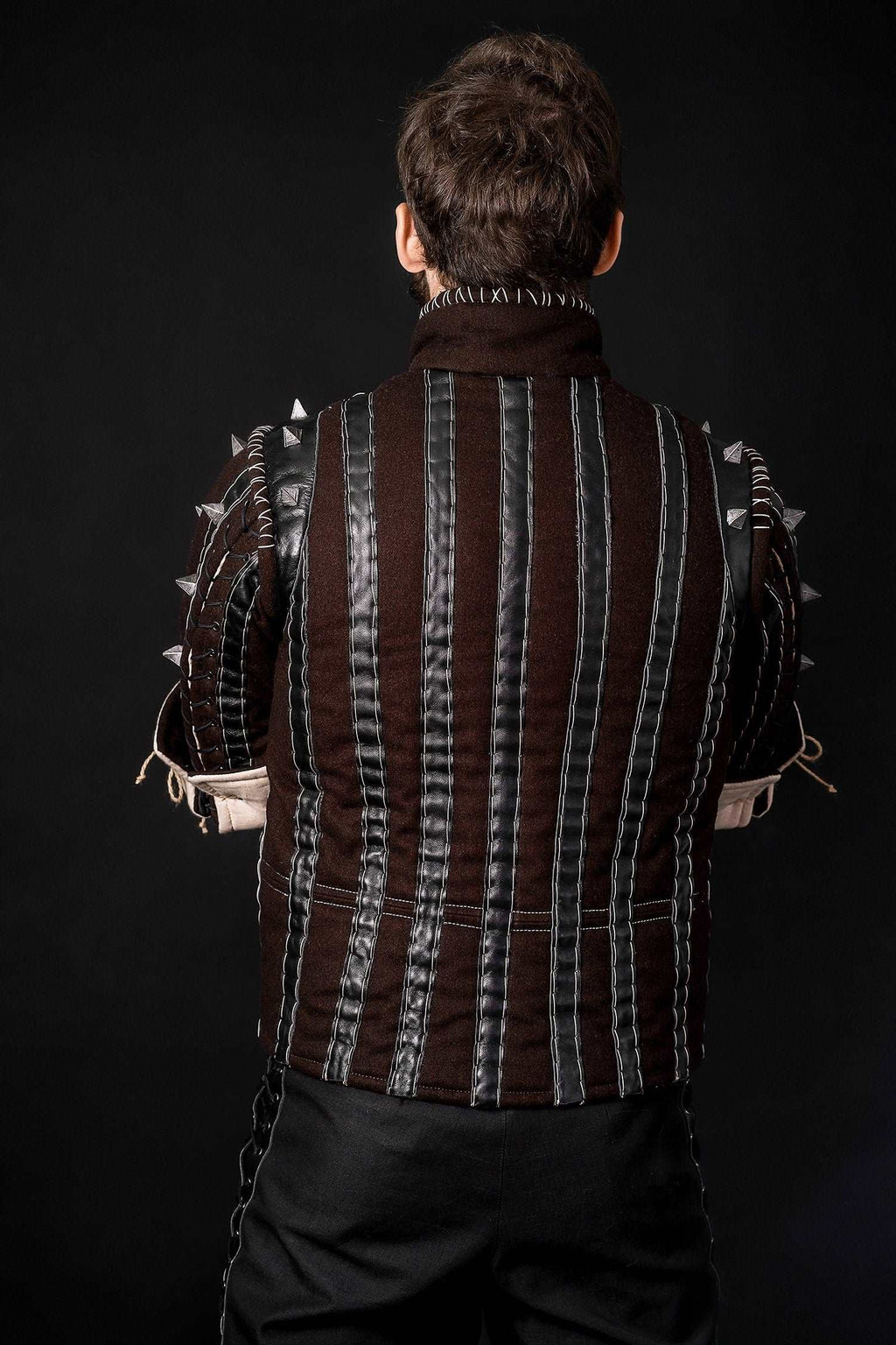 Eskel gambeson with thorns (Witcher 3)