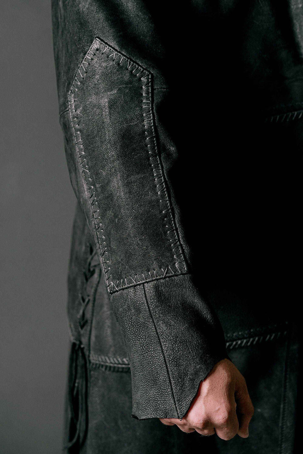 Aragorn strider black duster (Lord of the Rings)