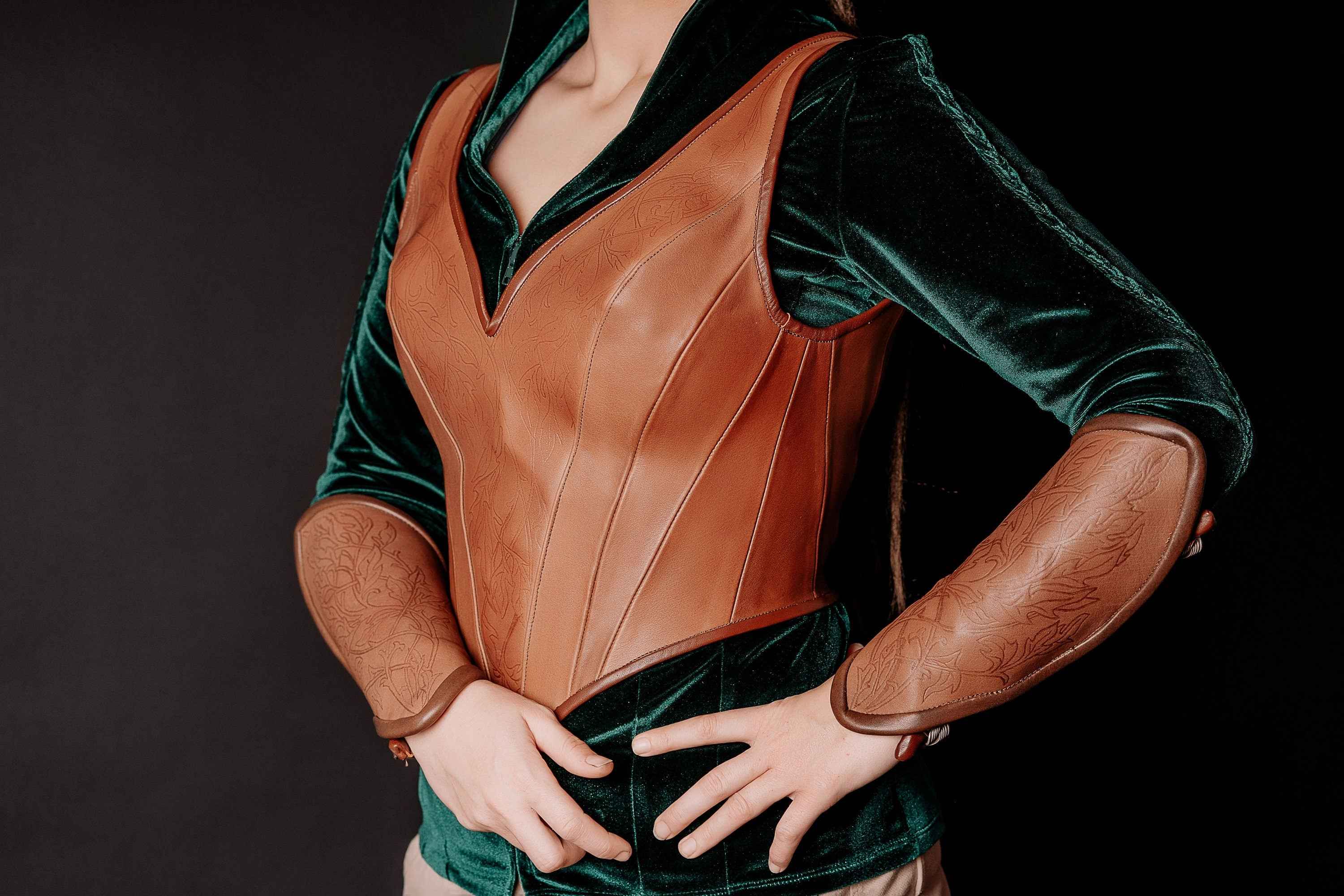 Tauriel corset; The Hobbit elven LARP leather vest;