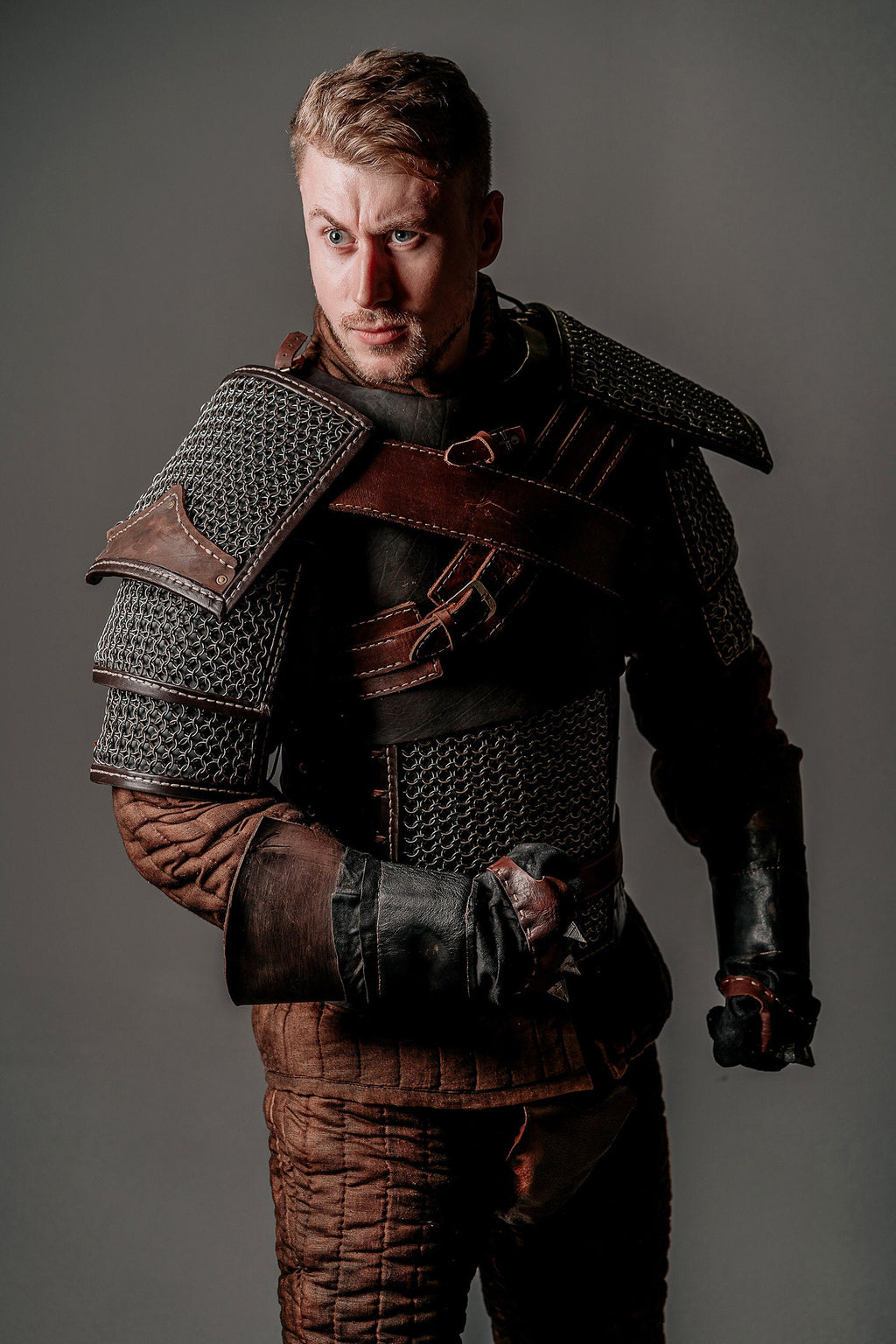 Witcher costume Kaer Mohen Gear