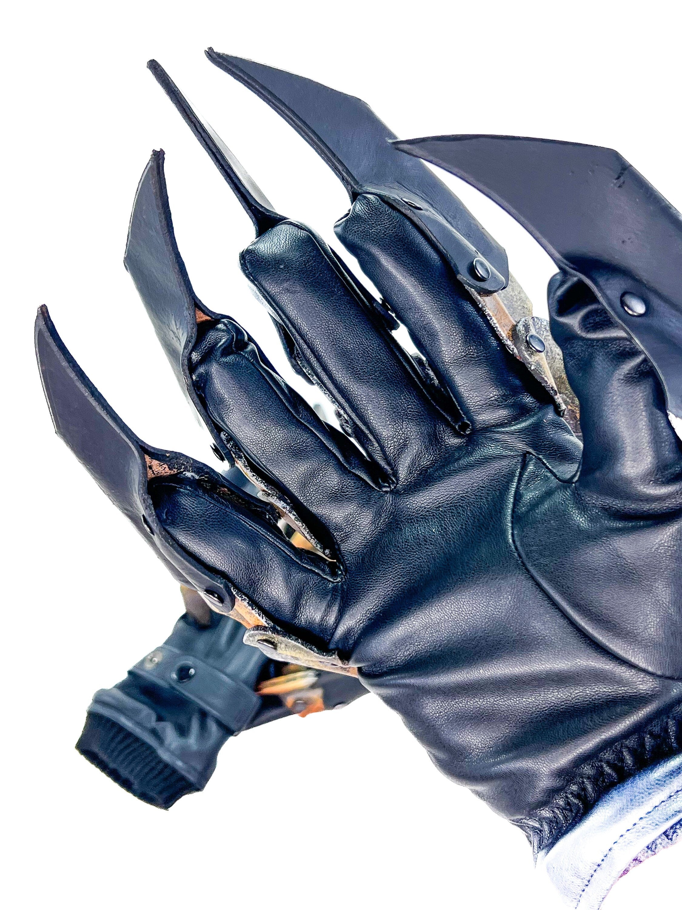One Set of Two Handcrafted Genuine Leather Gloves with Claws in Hawk Colors