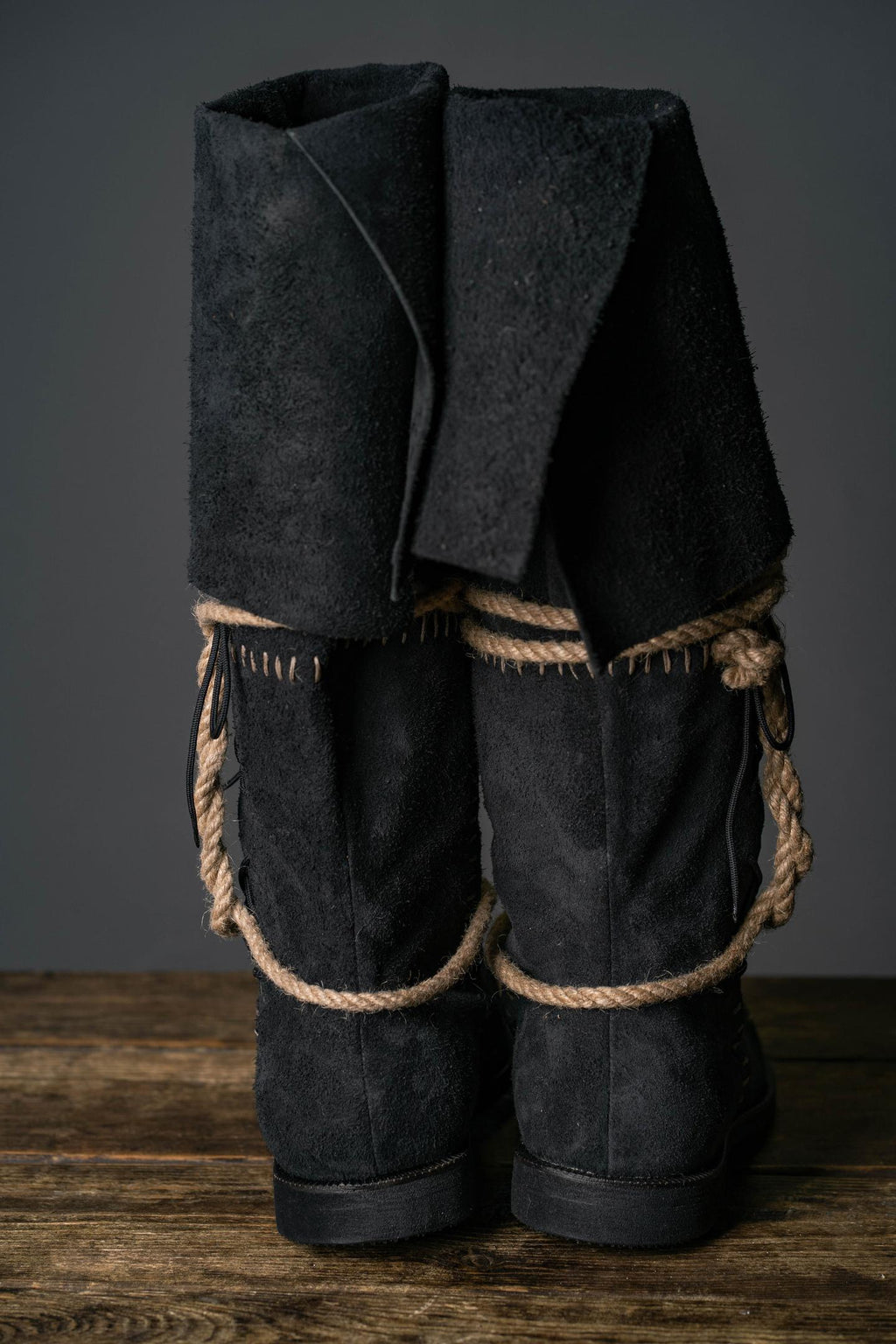 Aragorn's Black Suede Boots