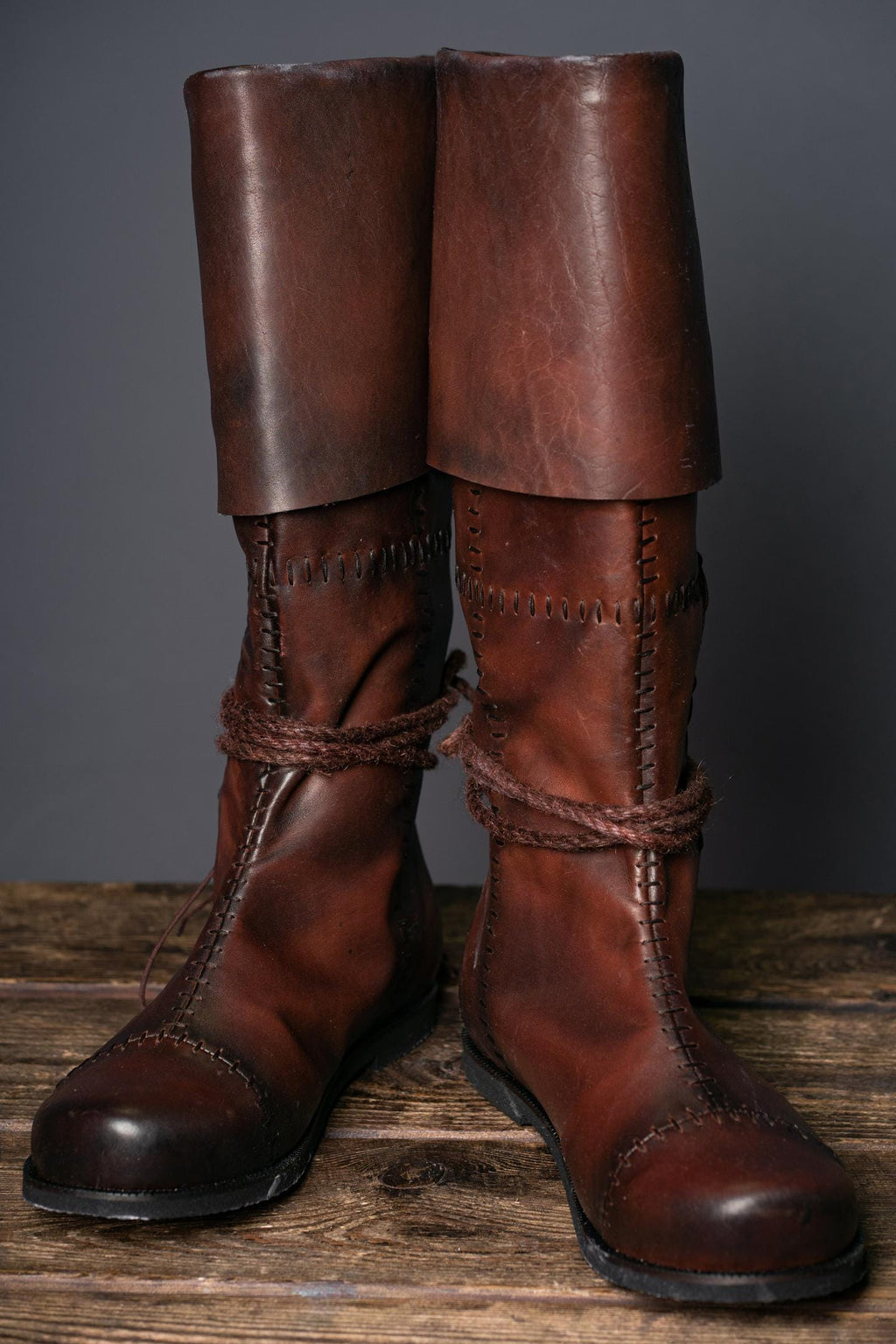 Red High Leather Boots "Aragorn"