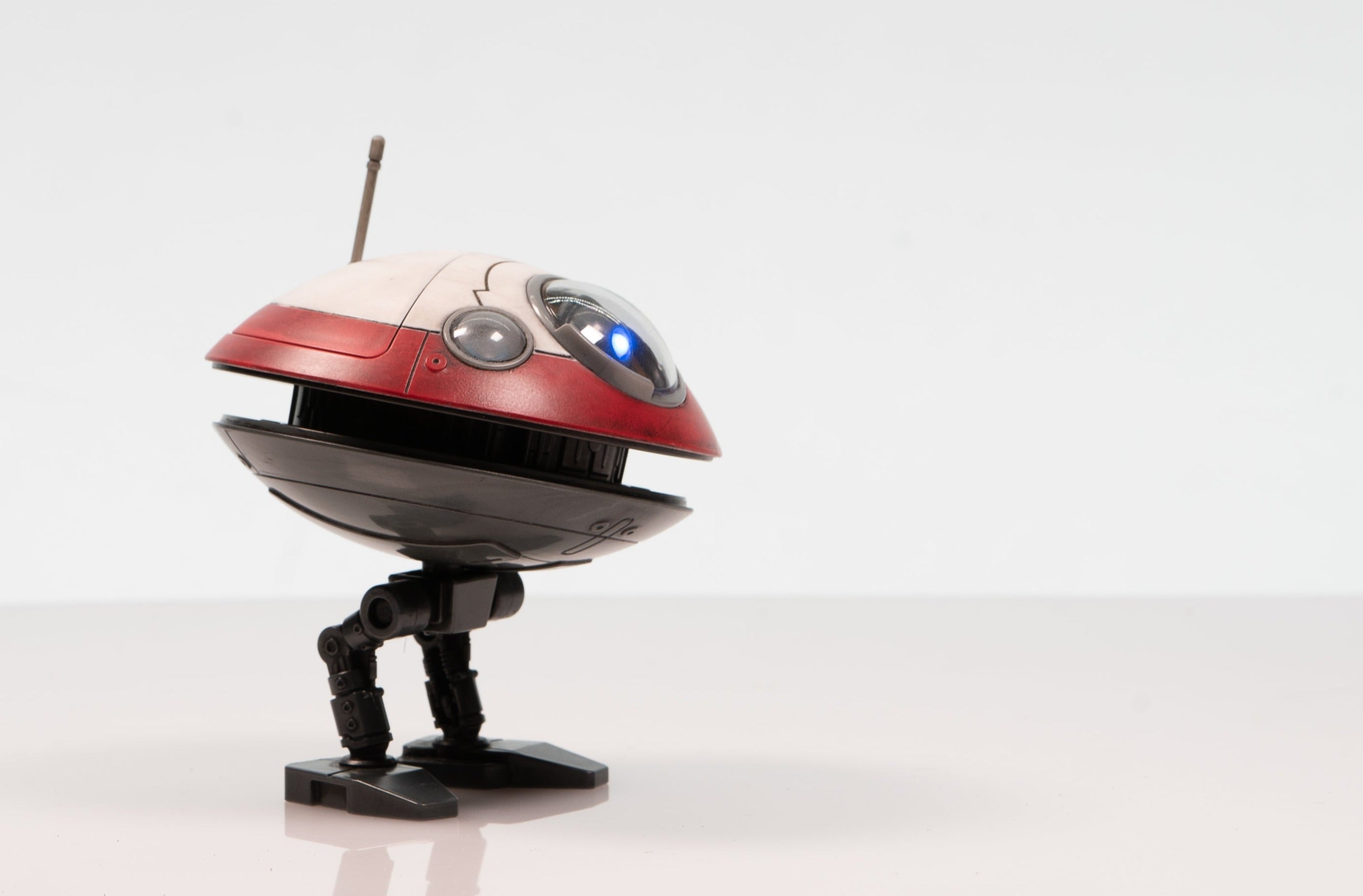 Lola Droid Authentic Scale Prop